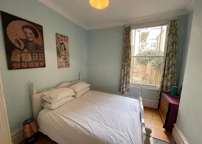 Beautiful Ground Floor Garden Flat